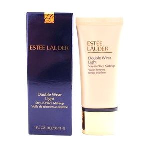 ESTEE LAUDER: Double-Wear Light